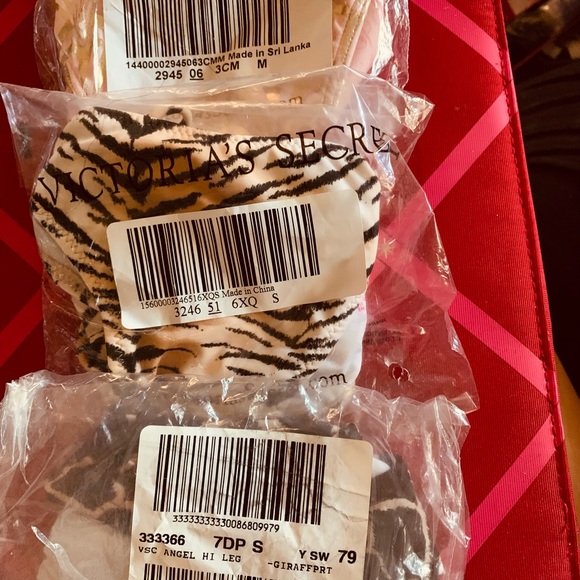 🎁Victoria's Secret Forever Sexy Fold Over Bottom - Picture 12 of 13